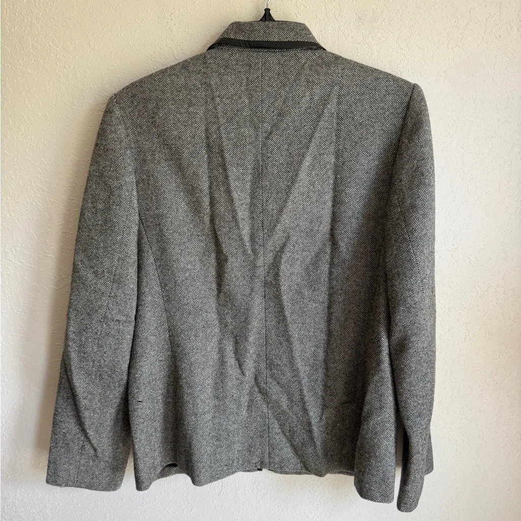 Talbots Dark Gray Herringbone Wool Zip Up Blazer Overcoat Womens 8 Academia - Image 7