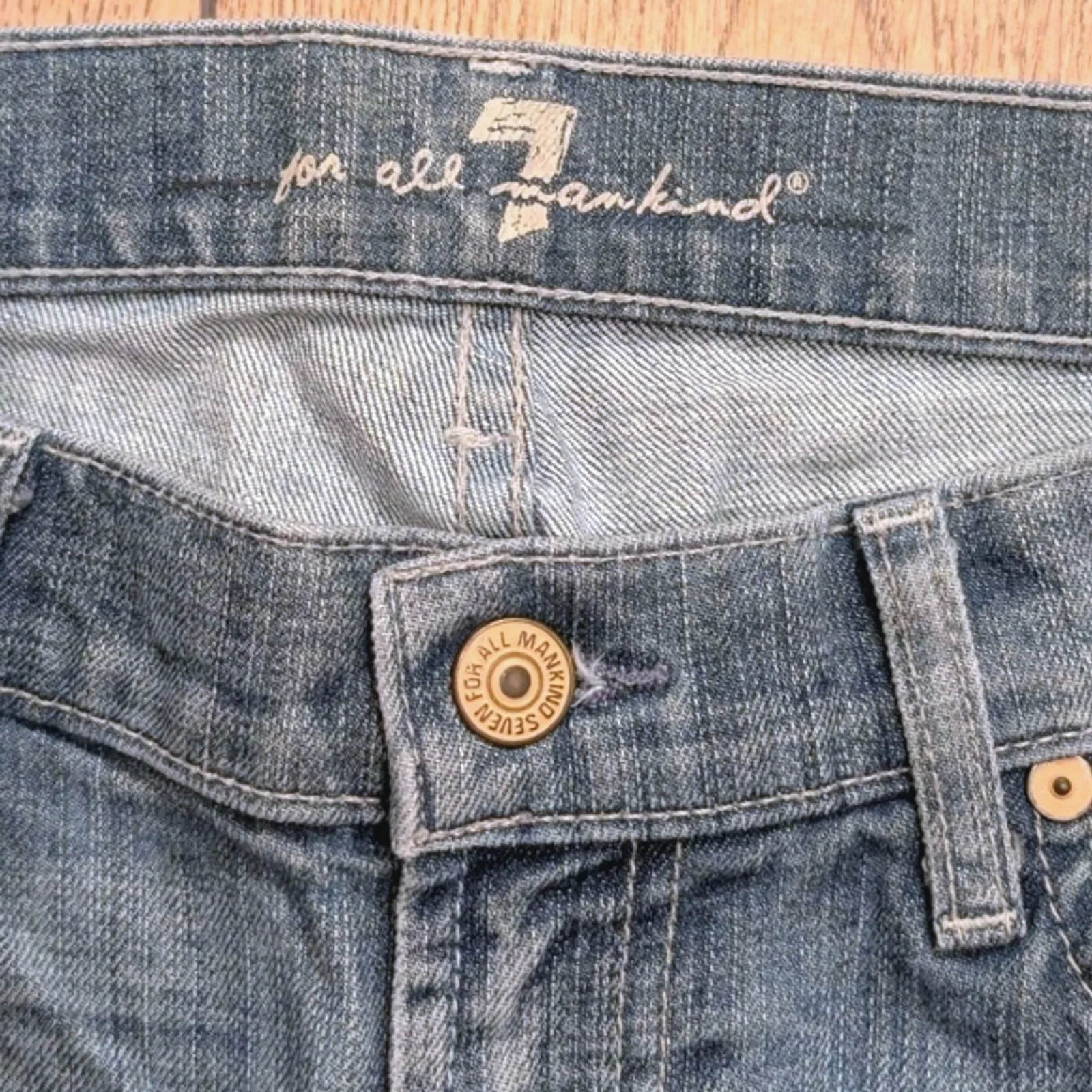 7 For All Mankind Womens 29 Roxanne Capri Crop JEANS Premium Designer Denim - Image 3