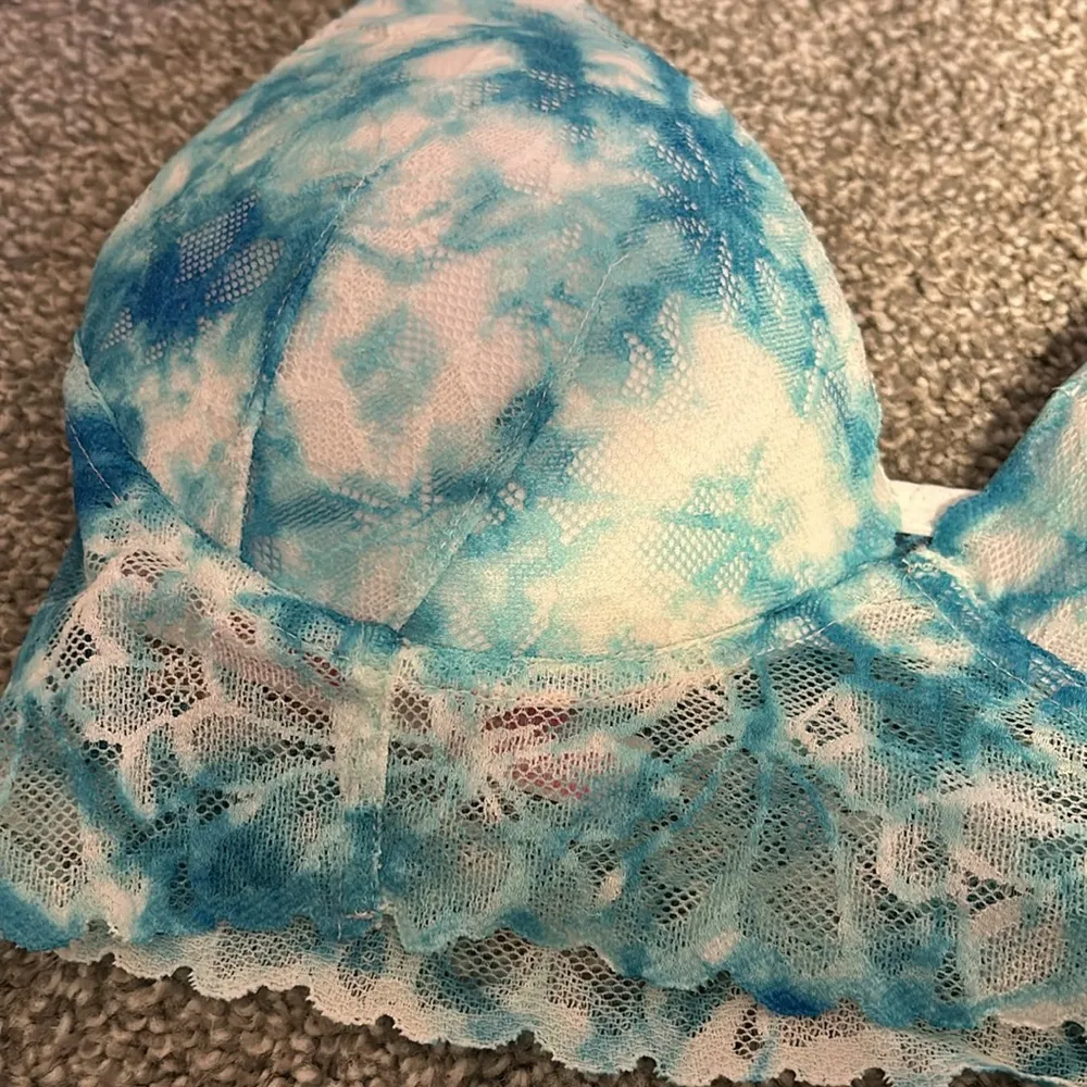 NWT Victoria’s Secret PINK Push Up Lace Bralette Small Tie Dye - Image 2