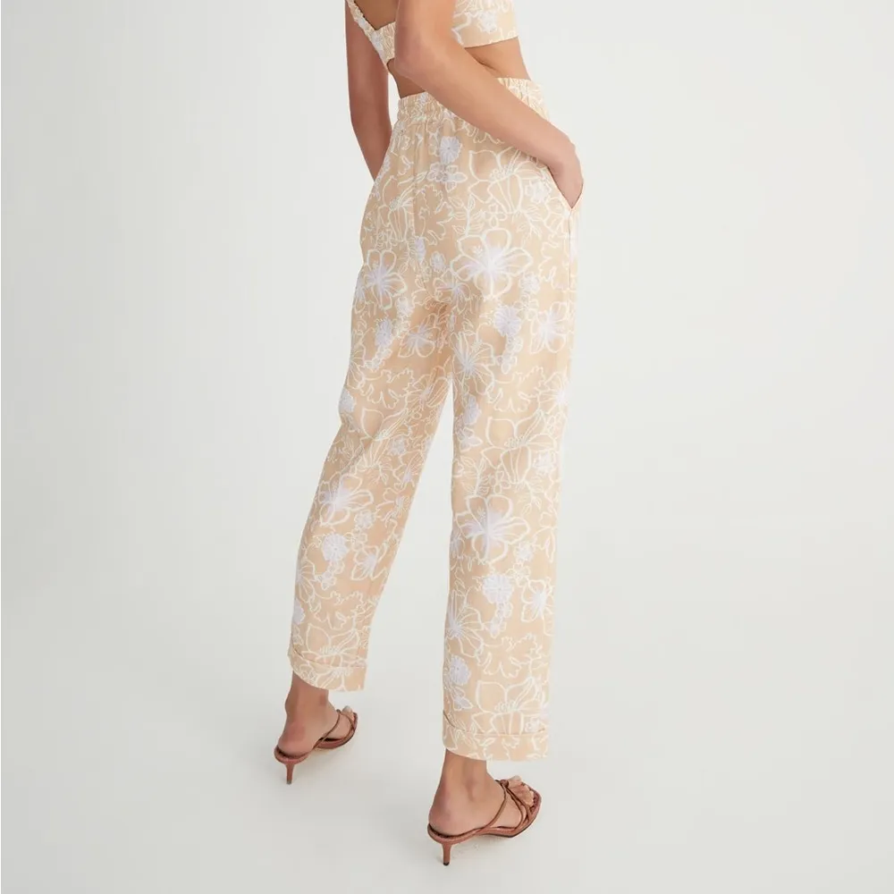 Volley Pant in Peach Beach - Image 3