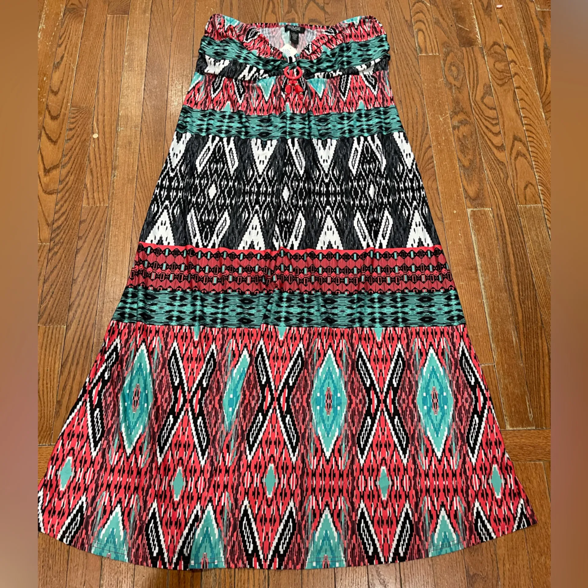 Rouge Helium  Coral and Teal Patterned Garment - Image 6