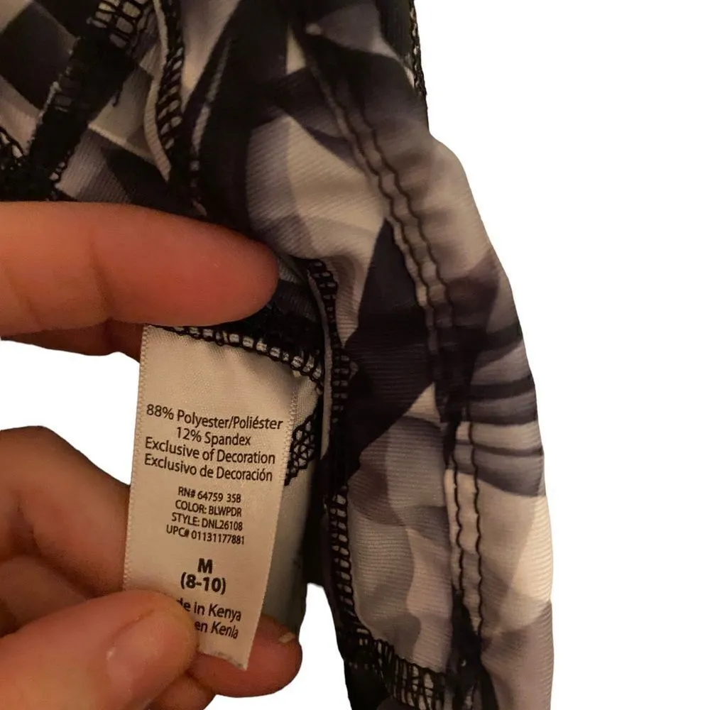 Danskin Now Athletics Capri leggings medium black white geometric draw string Black - Image 6