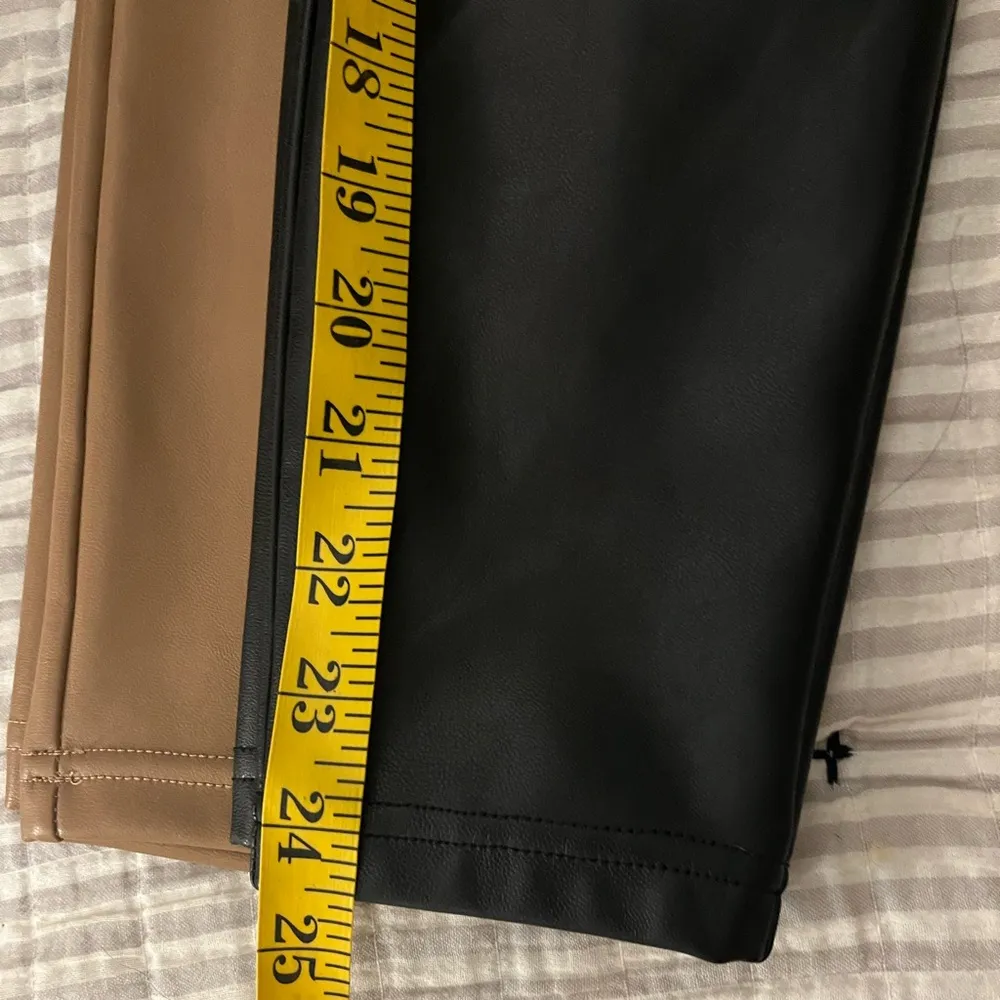 Classic Vegan Leather Legging Black Sz S Short EUC - Image 6