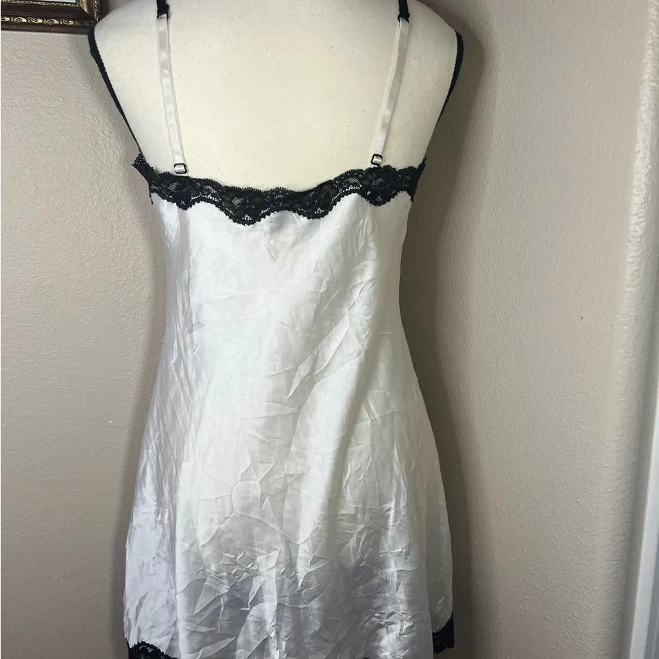 Vintage Victoria’s Secret Elegant White Slip Dress with Black Lace Trim - Image 4