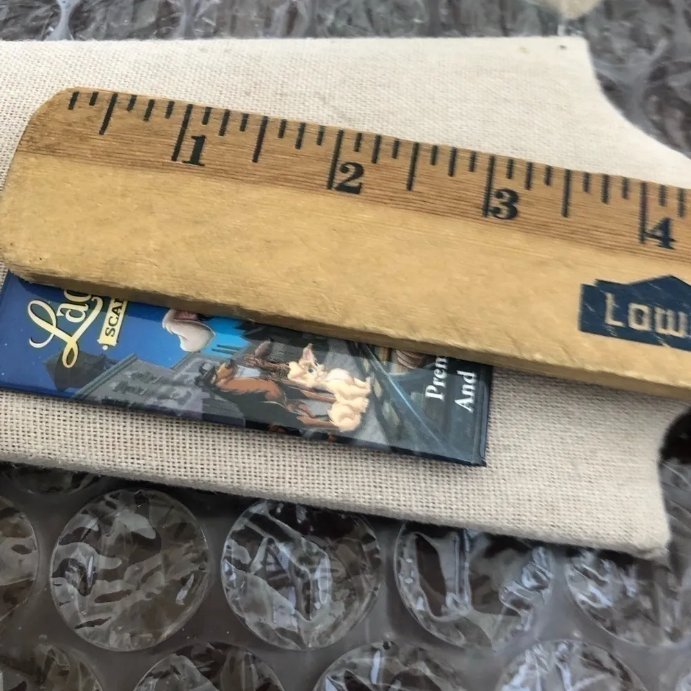 Vintage Disney Lady and the Tramp 2 Button Brooch - Image 3