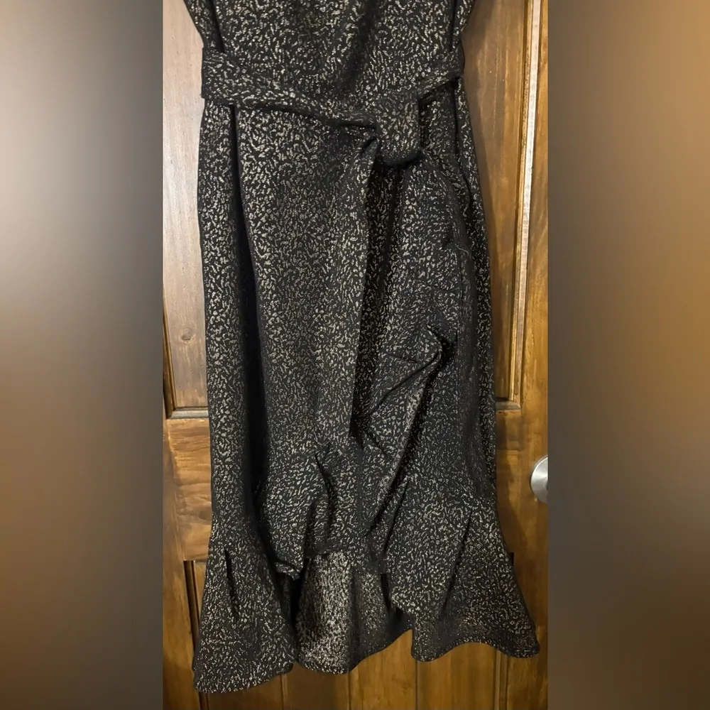 Calvin Klein Glittery Black Sleeveless Dress - Image 4