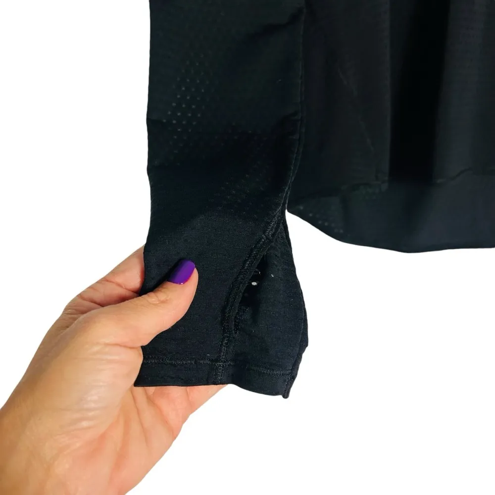 ATHLETA | women’s black long sleeve gym workout running top small finger holes - Image 4
