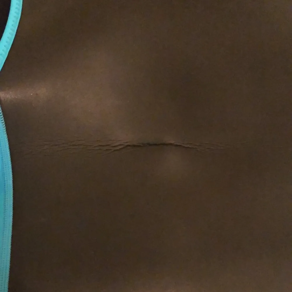 Howzit Neoprene vest Blue - Image 3