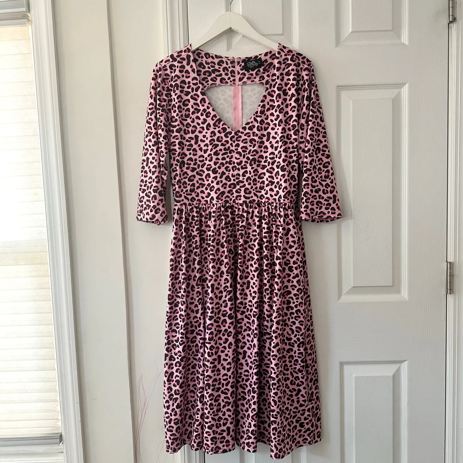 Dolly and Dotty Unique Vintage Billie Pink Leopard Print Midi Flared Dress 10 - Image 2