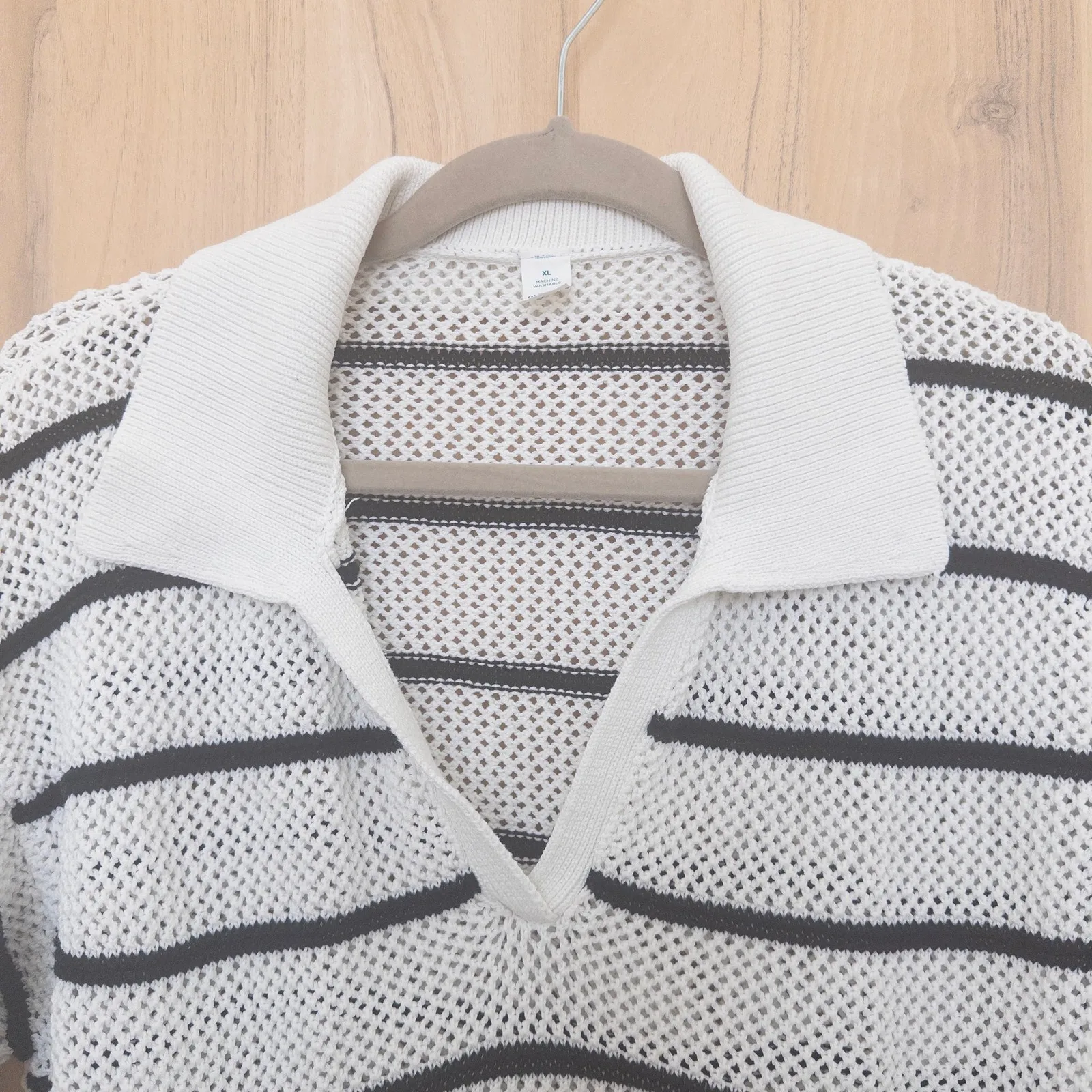 Old Navy Womens Striped Mesh Knit Polo Shirt Size XL Preppy Old Money Parisian - Image 2