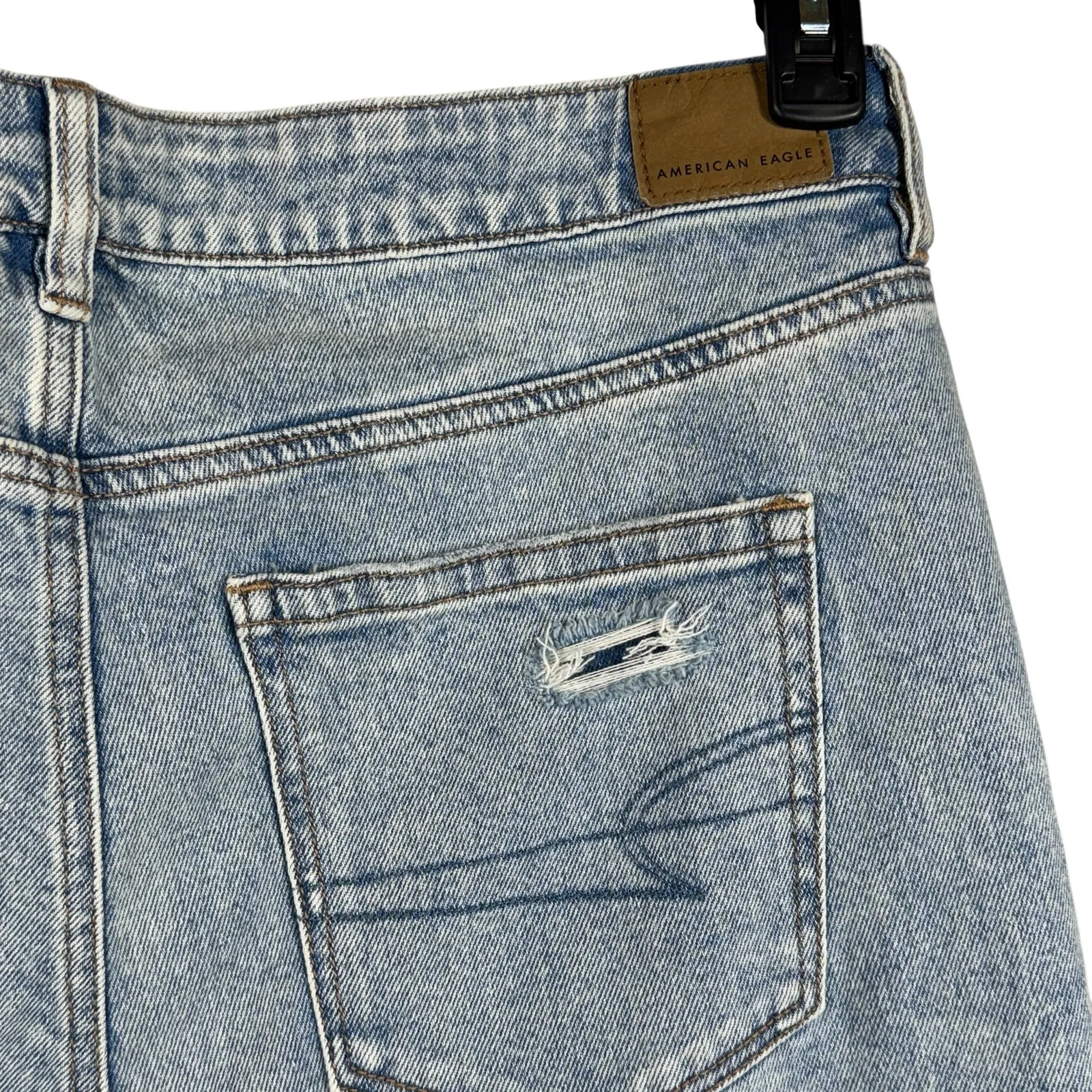 American Eagle SZ 14 Strigid Mom Jeans Super Hi-Rise Distressed Rips Frayed Hems - Image 10