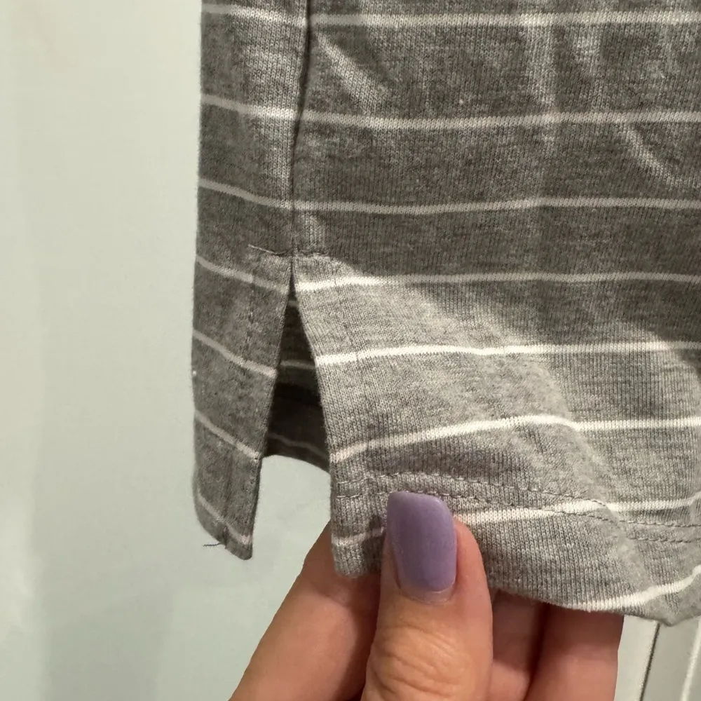 WishList Gray Striped Puff Sleeve Top Size L NWT Casual Soft Tee - Image 8