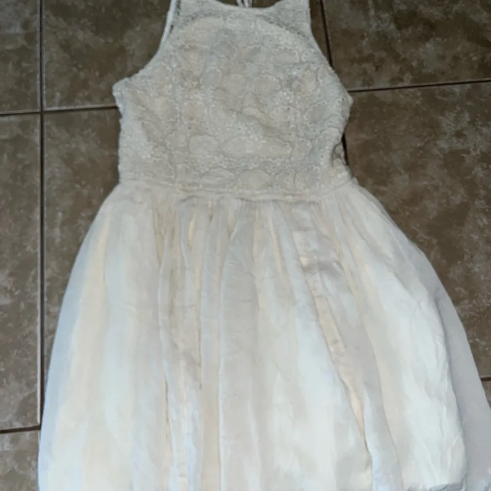 Hollister lace dress - Image 2