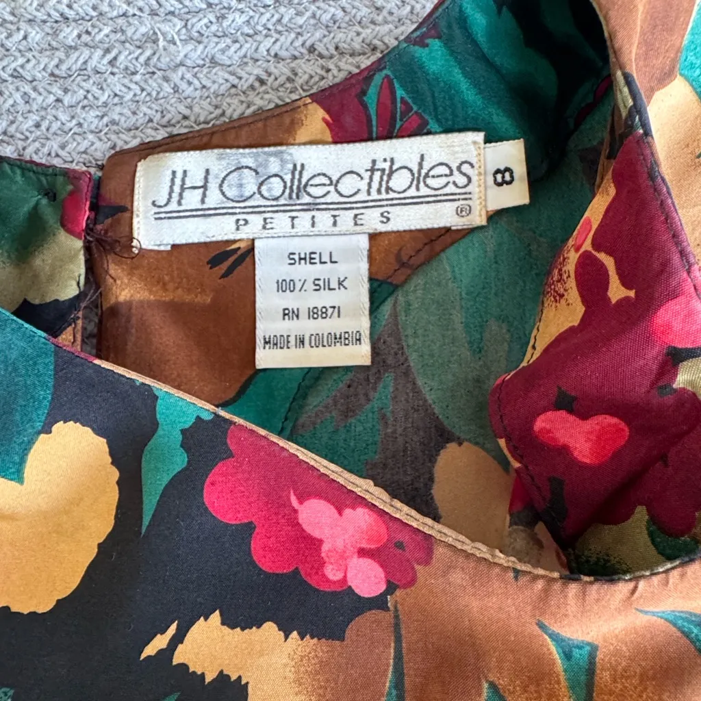 Vintage JH Collectibles Petite Colorful Silk Short Sleeve Shell Blouse Top Sz 8 Red - Image 4