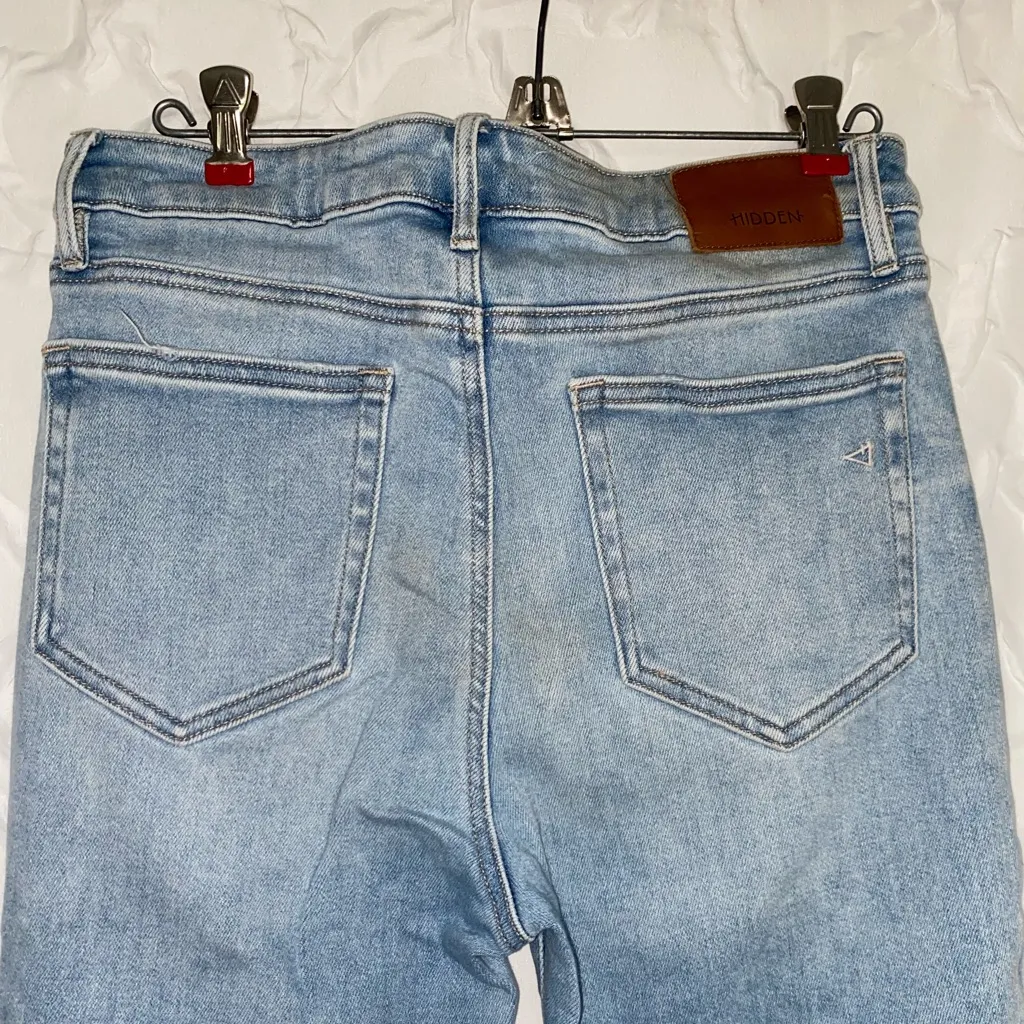 Hidden BKE Buckle Distressed Light Wash Denim Wide Leg High Waist Women’s 29 Blue - Image 7