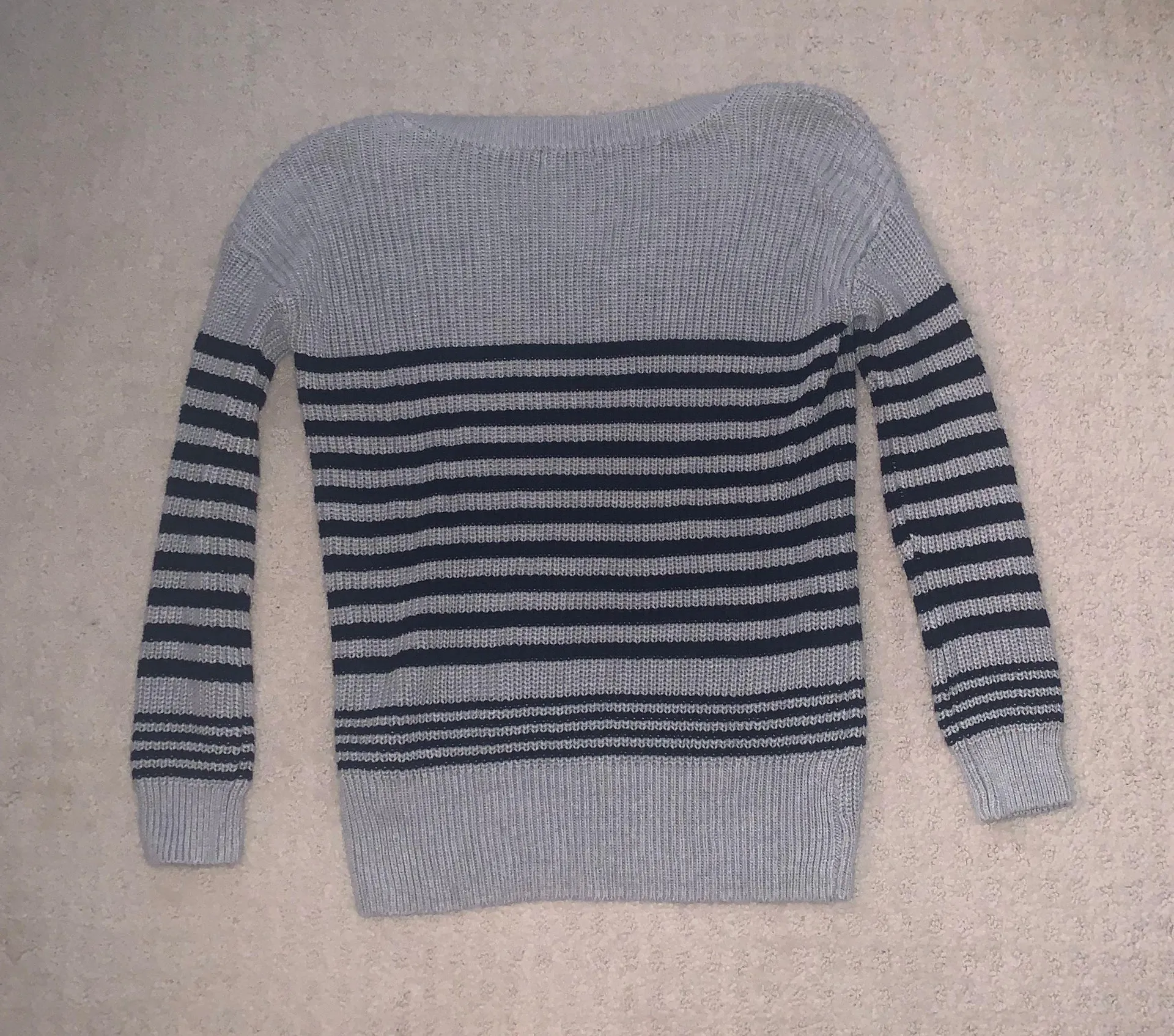 BDG Urban Outfitters Sweater - Image 2