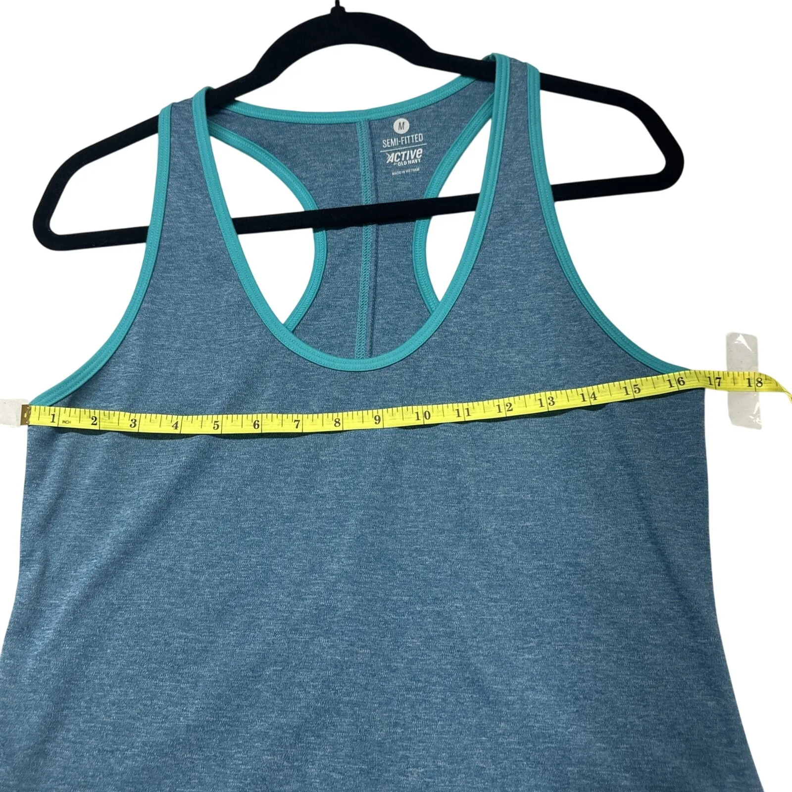 Old Navy Active Semi-fitted Tippe Tank Top Size Medium Green - Image 6