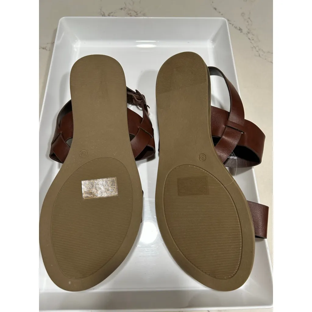 NEW Journee Journee Lavine Sandal 8.5 $72 - Image 4