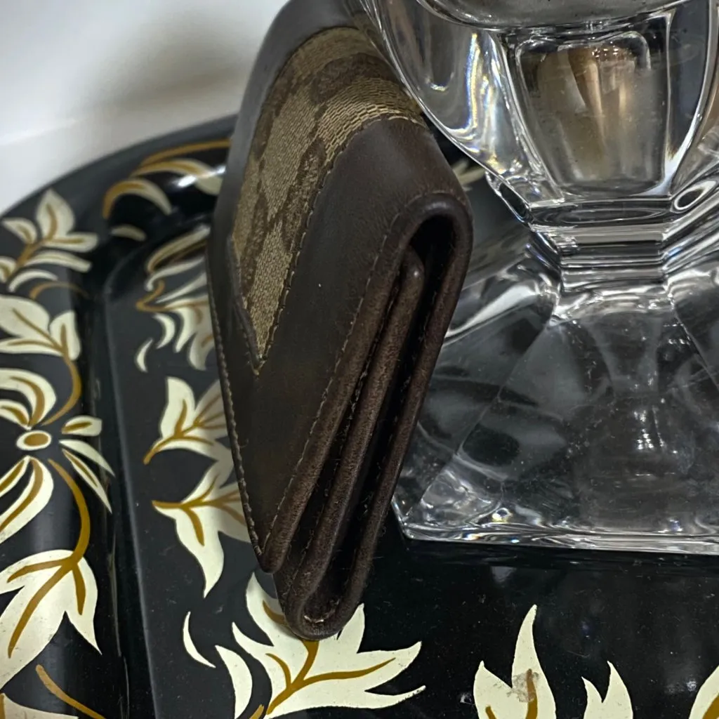 Gucci  GG Monogram Leather Key Case Trifold - Image 4