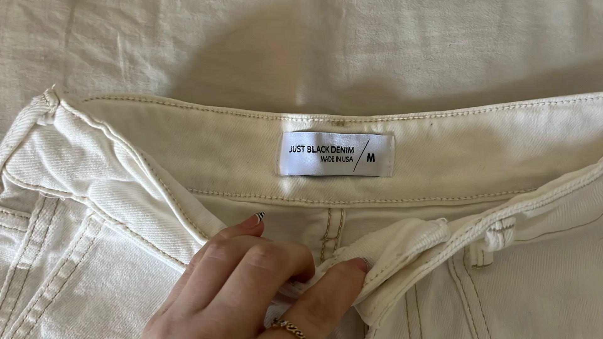 Just Black Denim white jean shorts  - Image 2