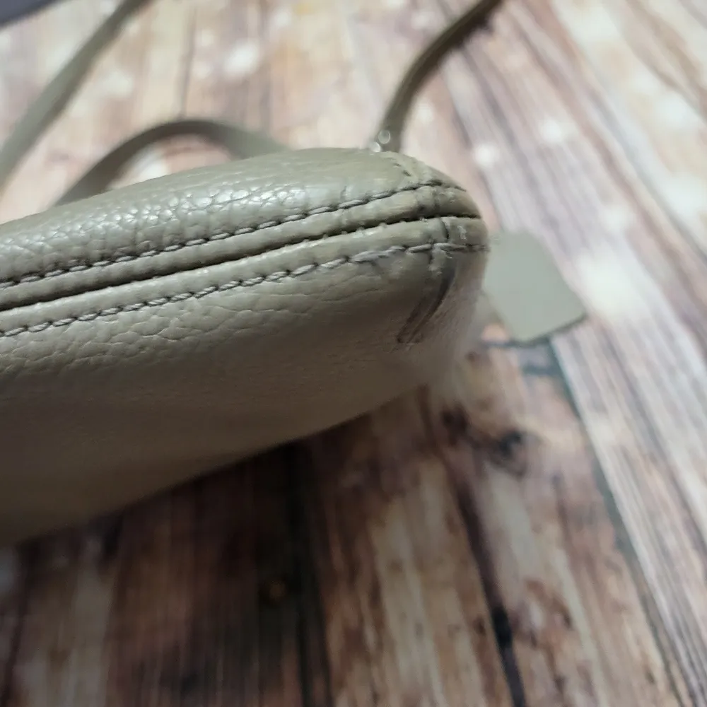 Authentic Coach Poppy Crossbody Purse - Image 13