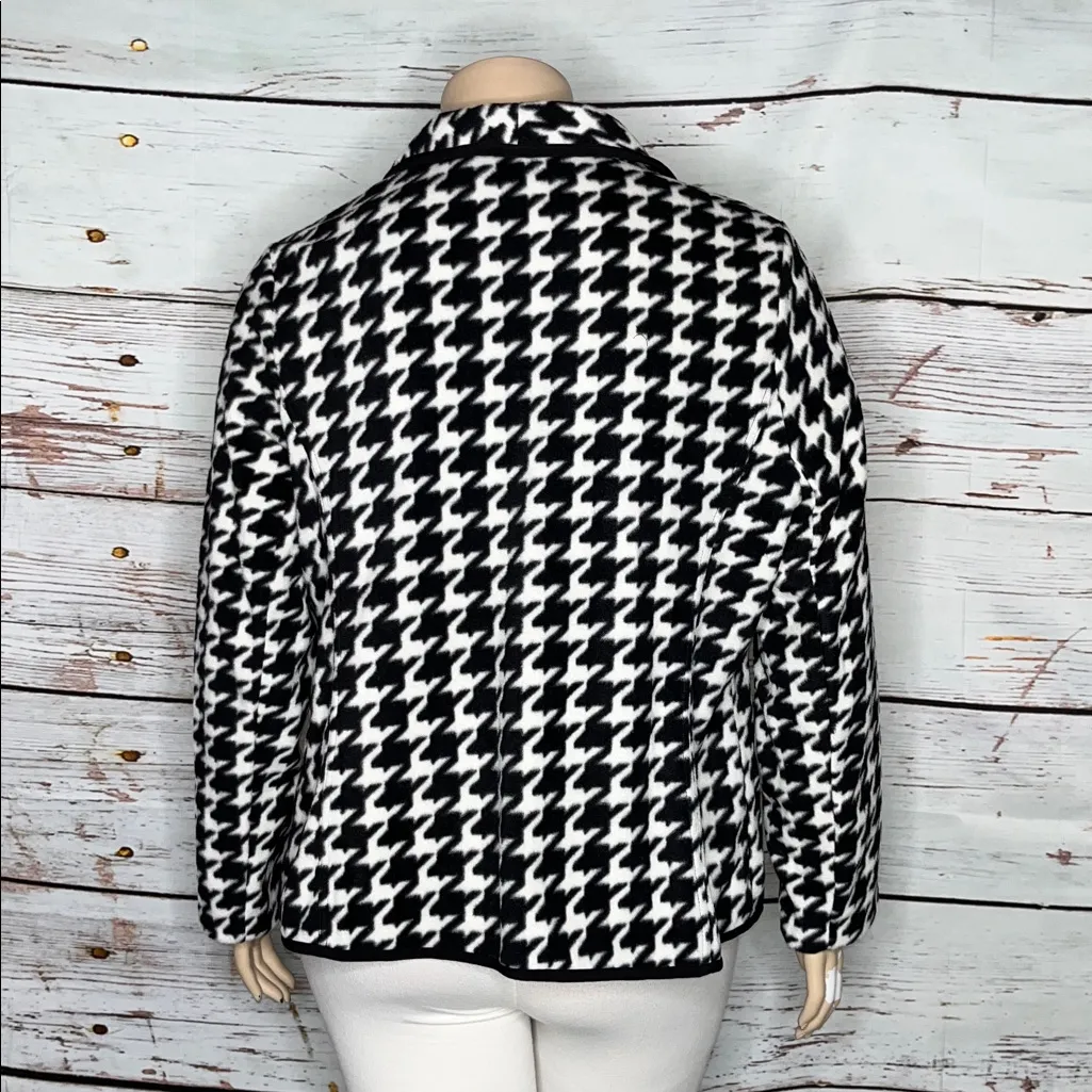 Susan Graver NWT XL Black & White Houndstooth Button Polar Fleece Blazer Jacket - Image 3
