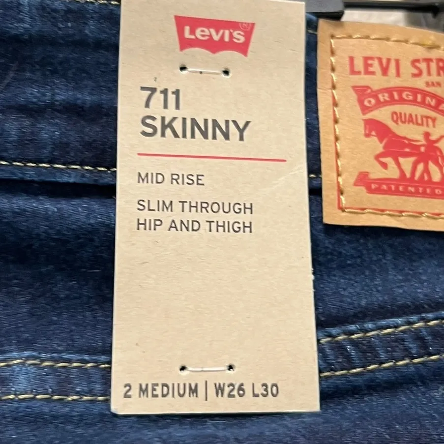Levi's 711 Skinny Jeans Mid Rise Slim Through Hip Thigh Dark Wash Denim Size 26 - Image 7
