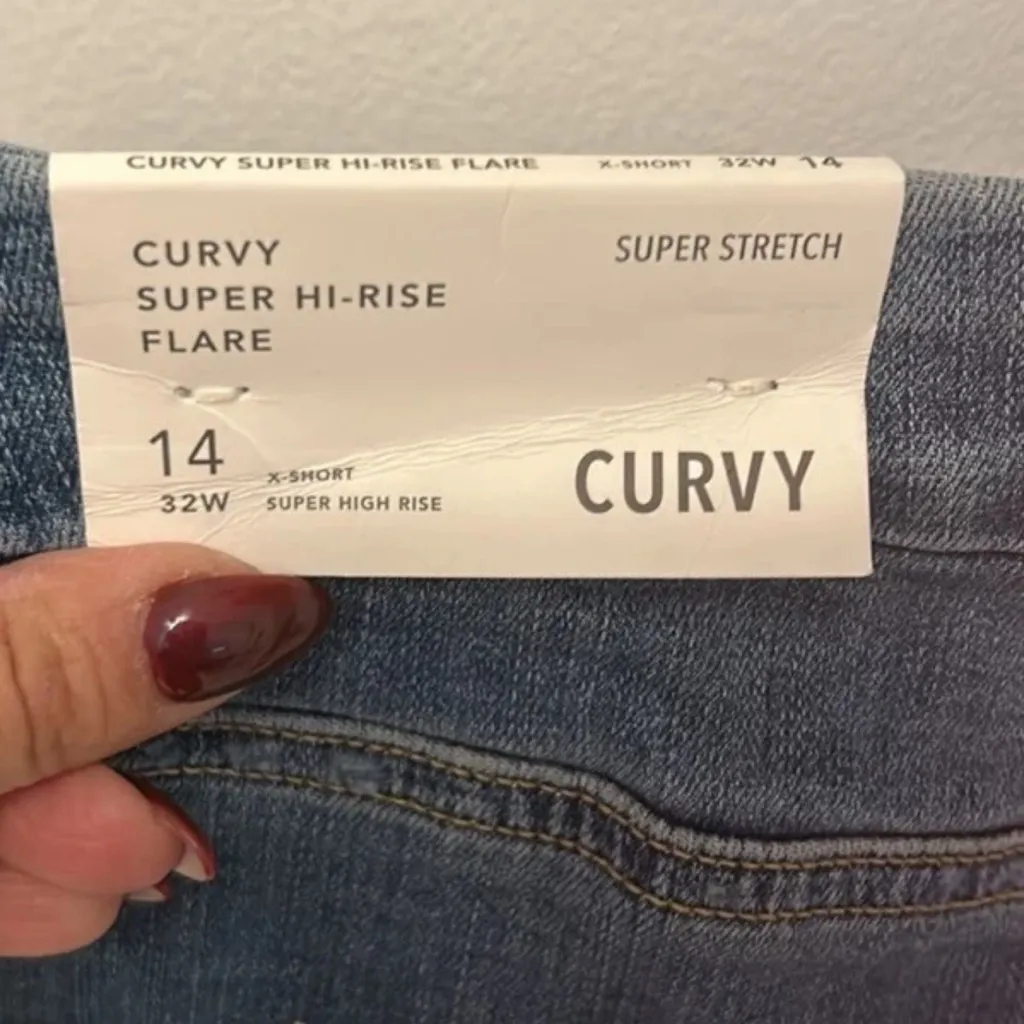 American Eagle Outfitters Curvy Super High Rise Flare Jeans - Image 7