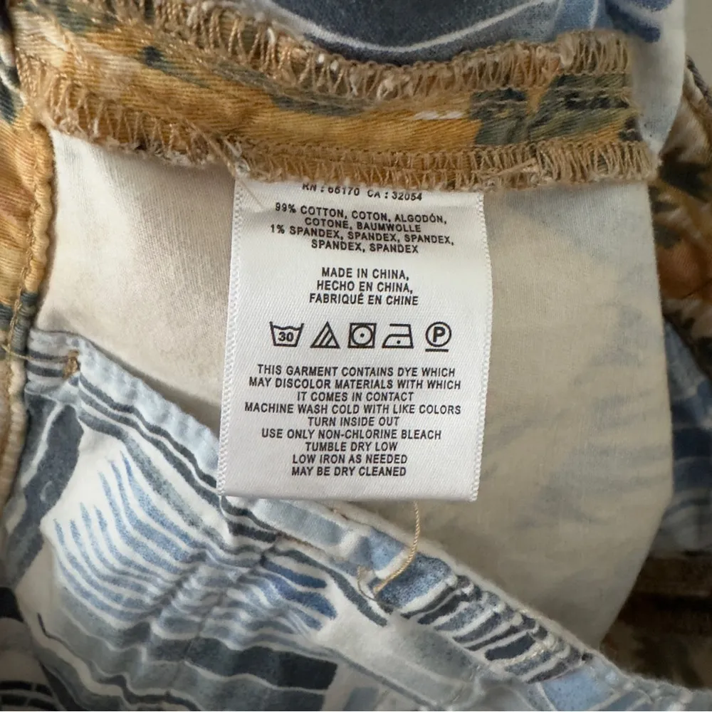 Anthropologie Chino Relaxed Pants Floral bird pattern cotton stretch zip button - Image 11