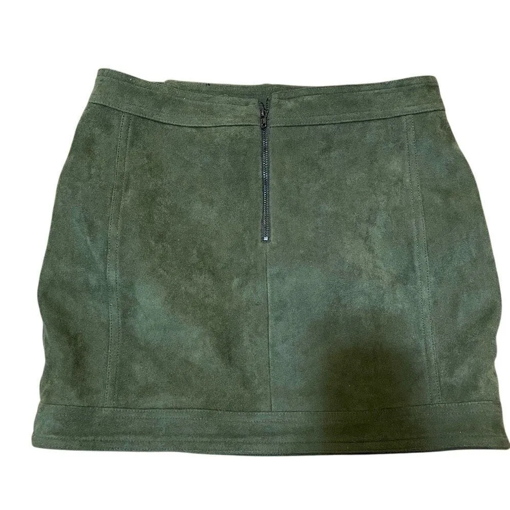 Six crisp days olive green suede mini skirt Small - Image 5