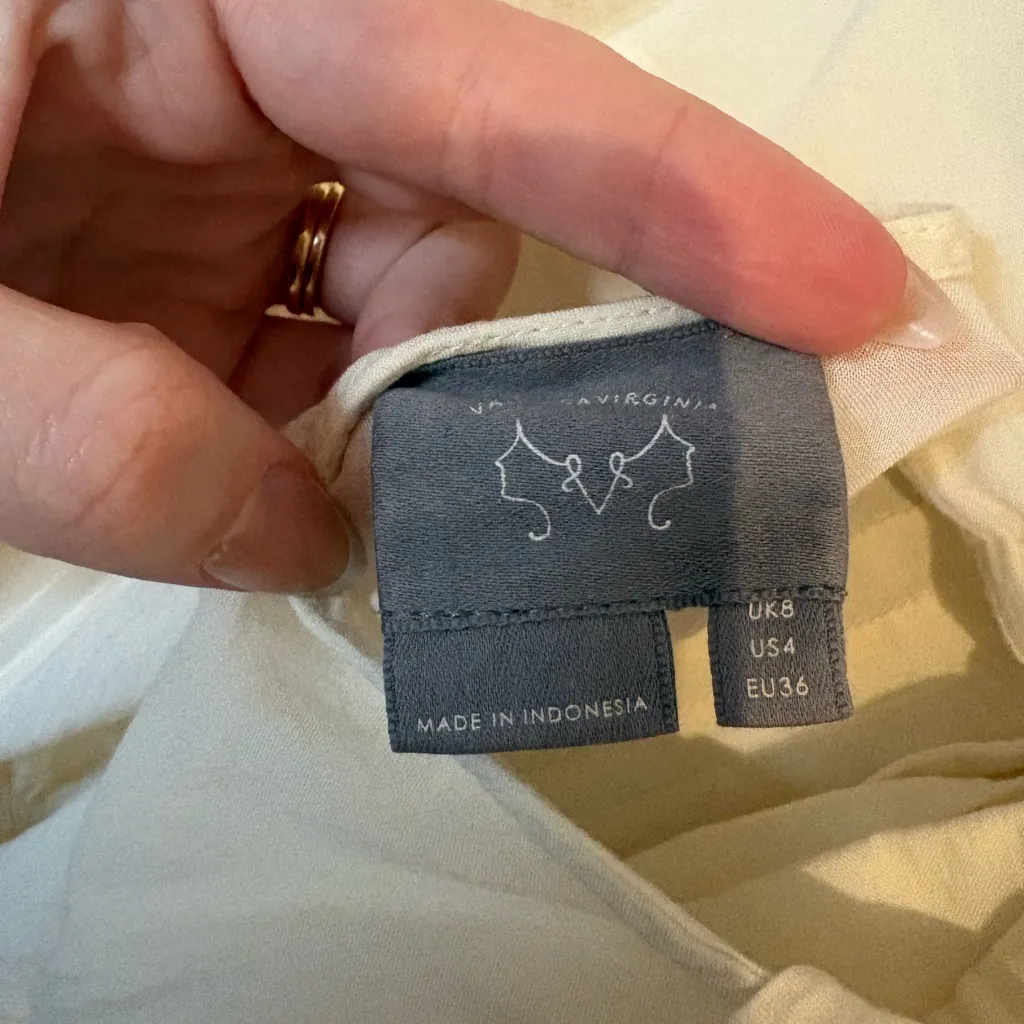 Elegant Cream Peplum Tank Top Size 4 - Image 2