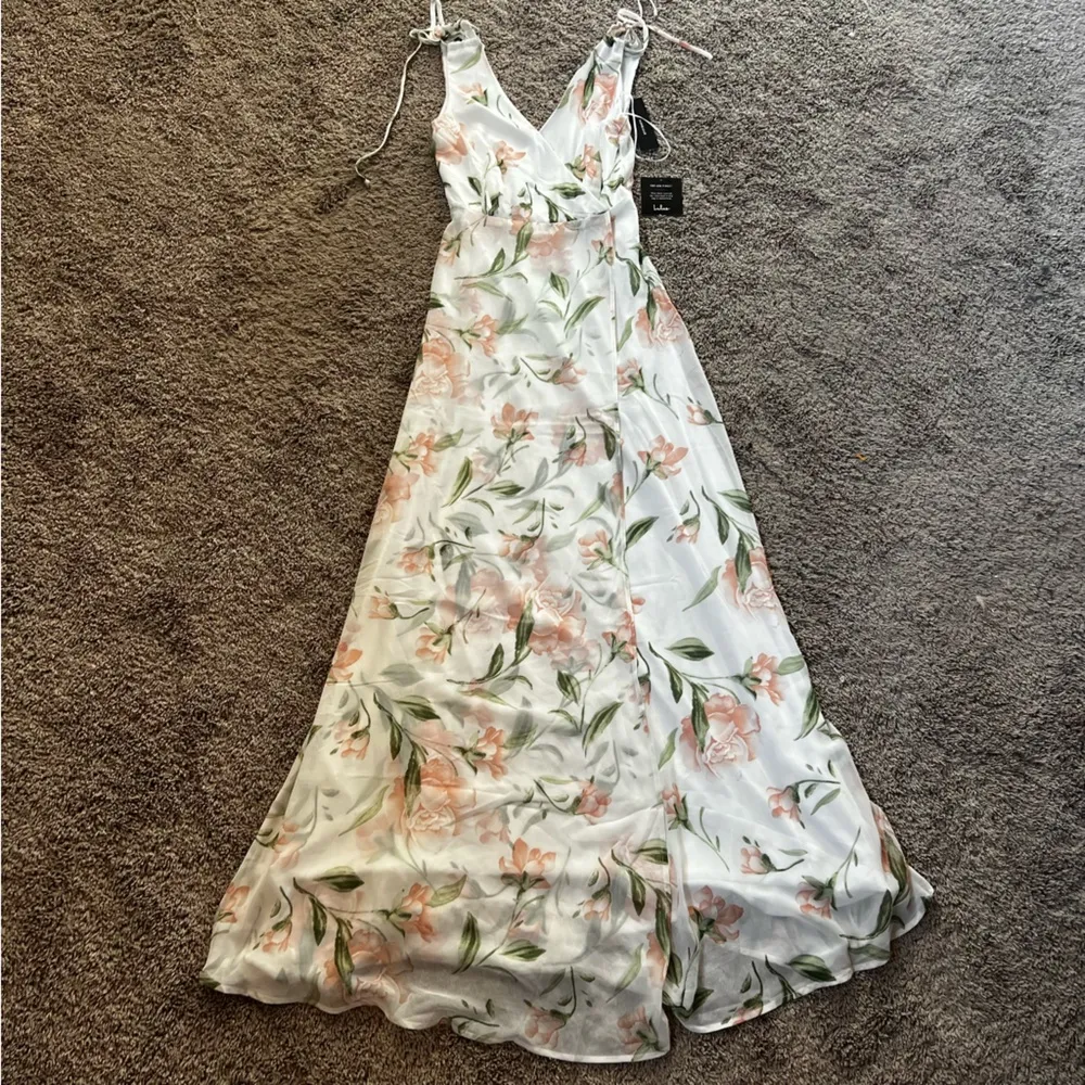 NWT Lulu’s Romantic Possibilities White Floral Maxi Dress - Image 10