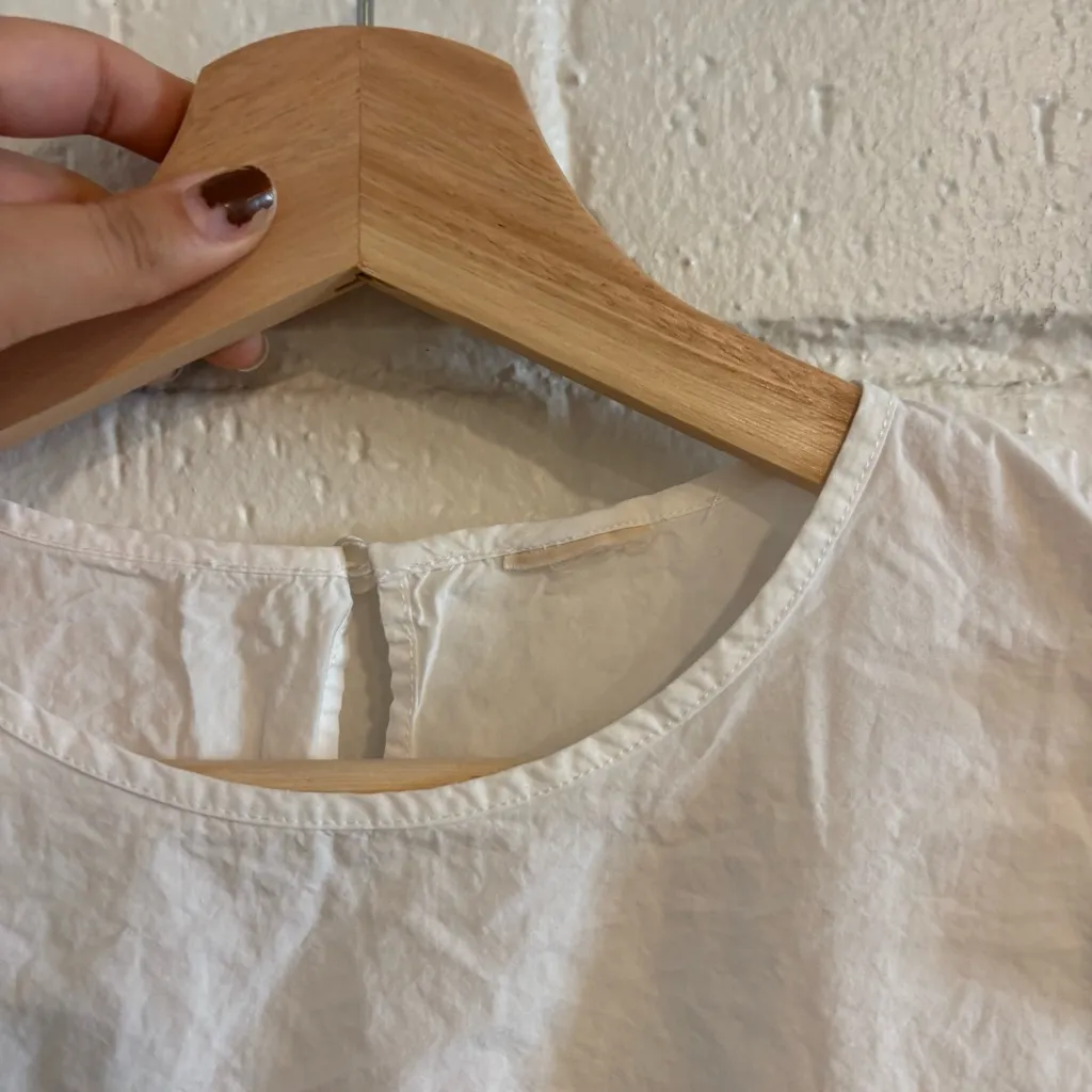 Cinq a sept white ruffle blouse Size M - Image 2