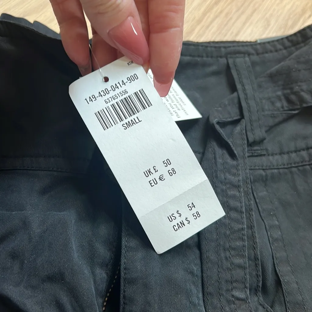 NWT sz small Abercrombie black shorts - Image 2