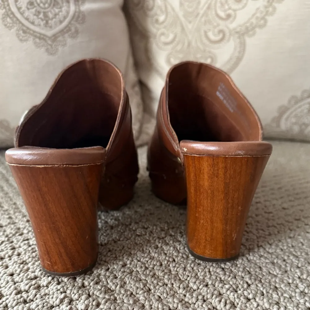 Korks Women’s Leather Clogs in Rich Cognac Brown Size 8 - Image 3