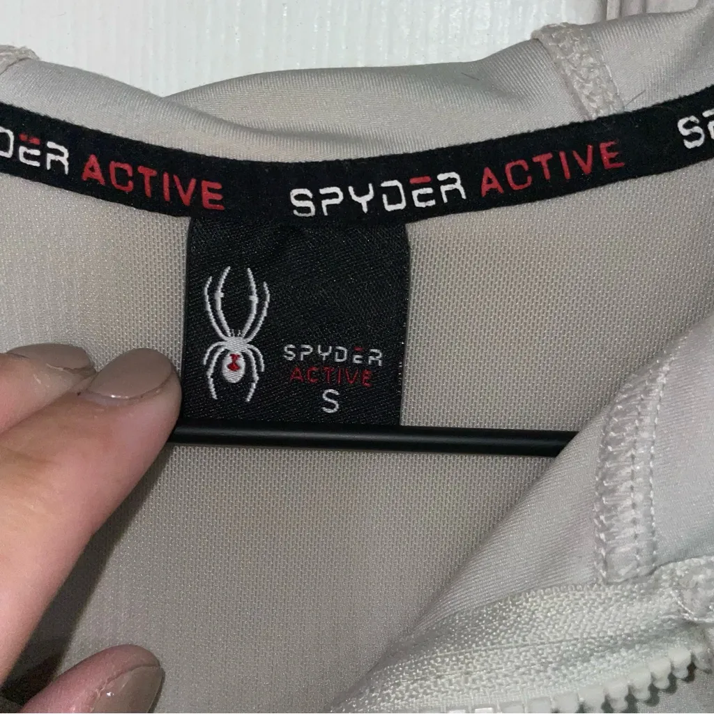 Spyder Women’s Athletic Light Weight Active Full Zip  Hooded Jacket Grey Size SM - Image 3