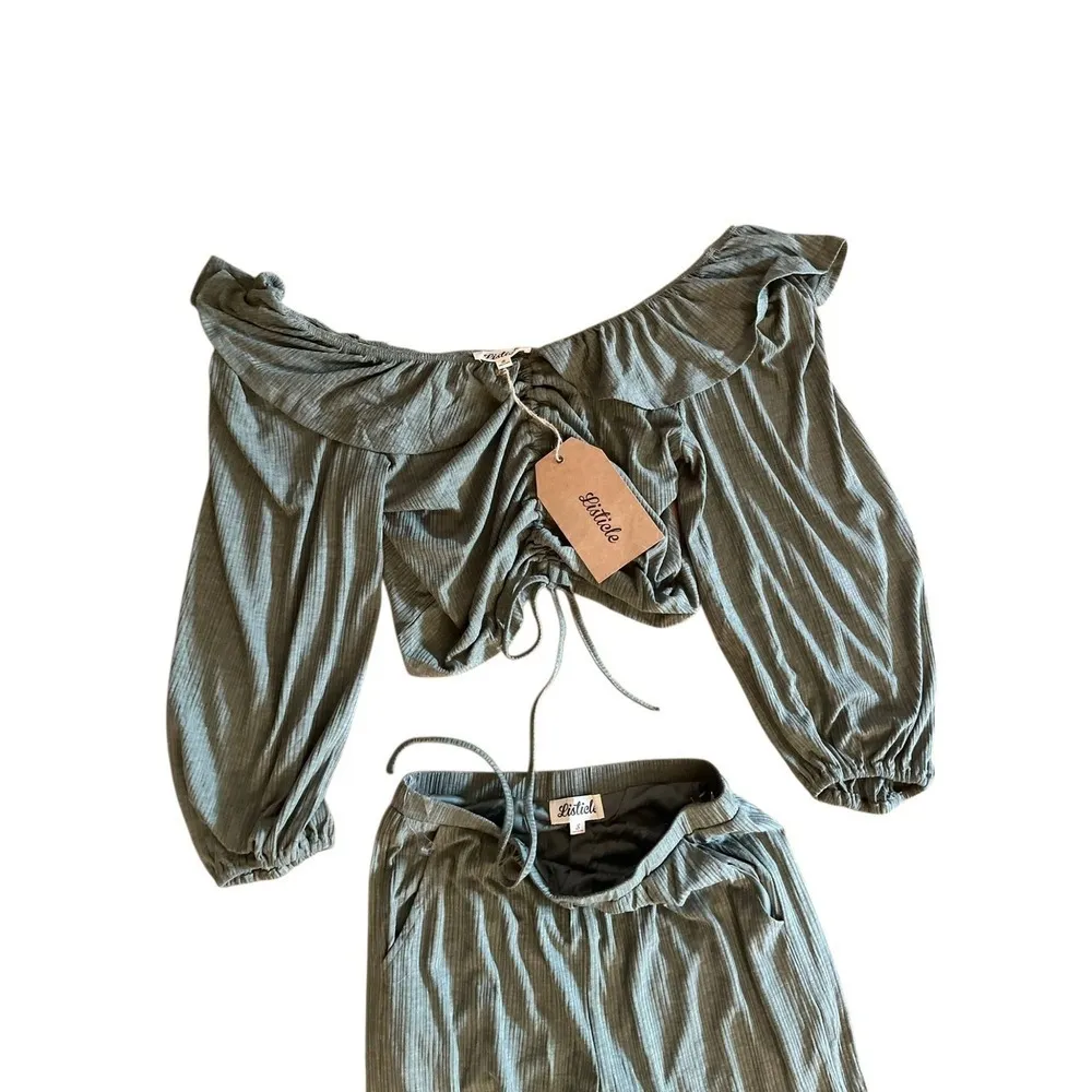 Listicle Olive Green Ruffle Two-Piece Set | Crop Top & Wide Leg Pants SZ‎ SMants - Image 2