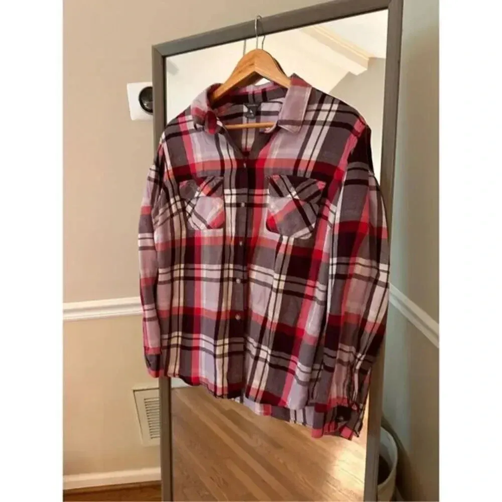 Eddie Bauer  Plaid Flannel Button Down Shirt Size XL‎ - Image 2