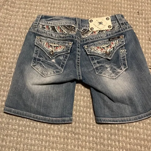 Miss me Bermuda size 26 - Image 2