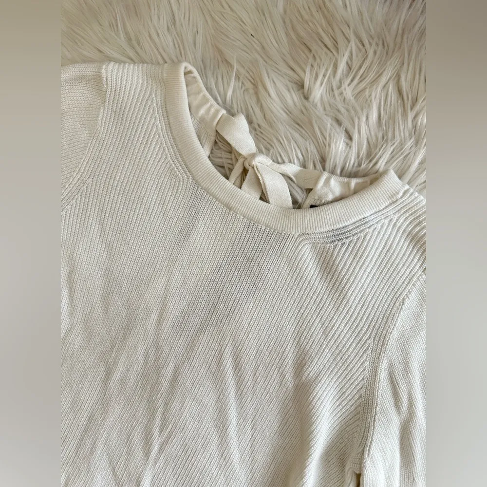 Banana Republic tie back sweater - Image 4