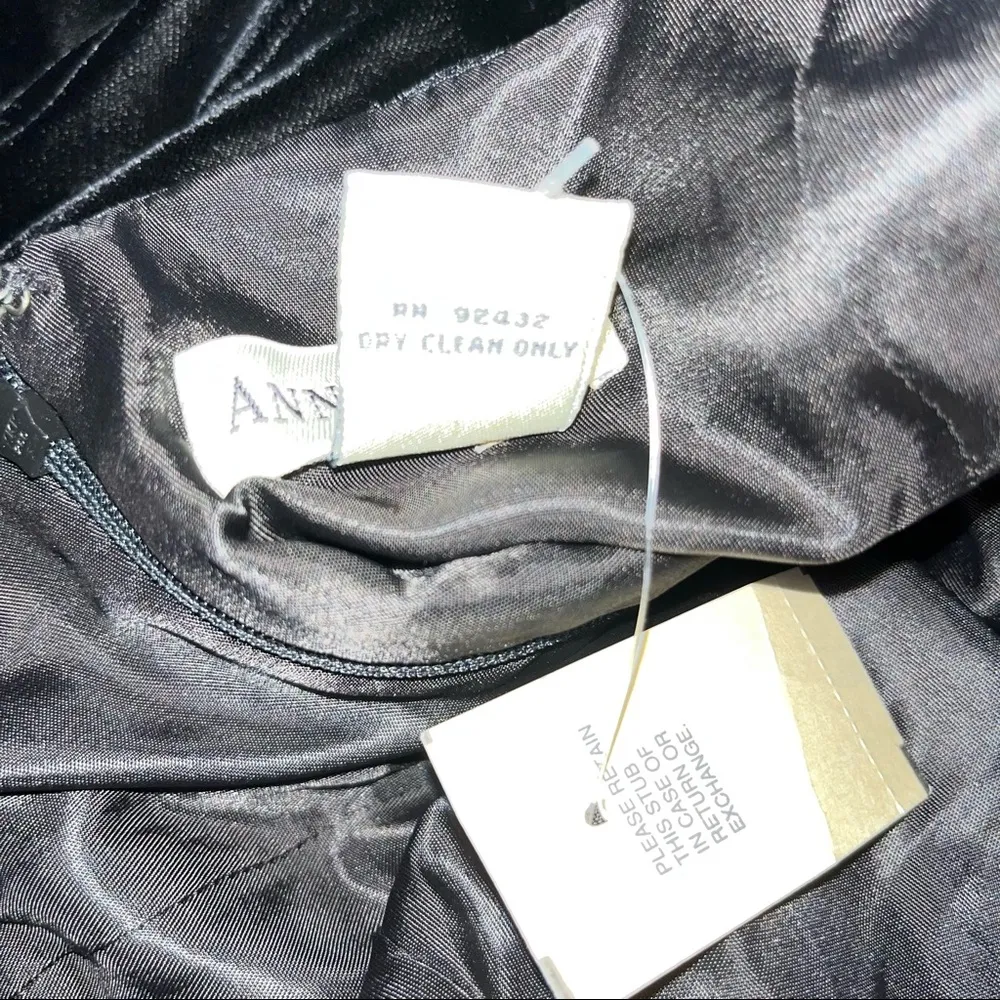 NEW Vintage 90’s Ann Taylor Black Velour Velvet Sleeveless Dress - Image 7