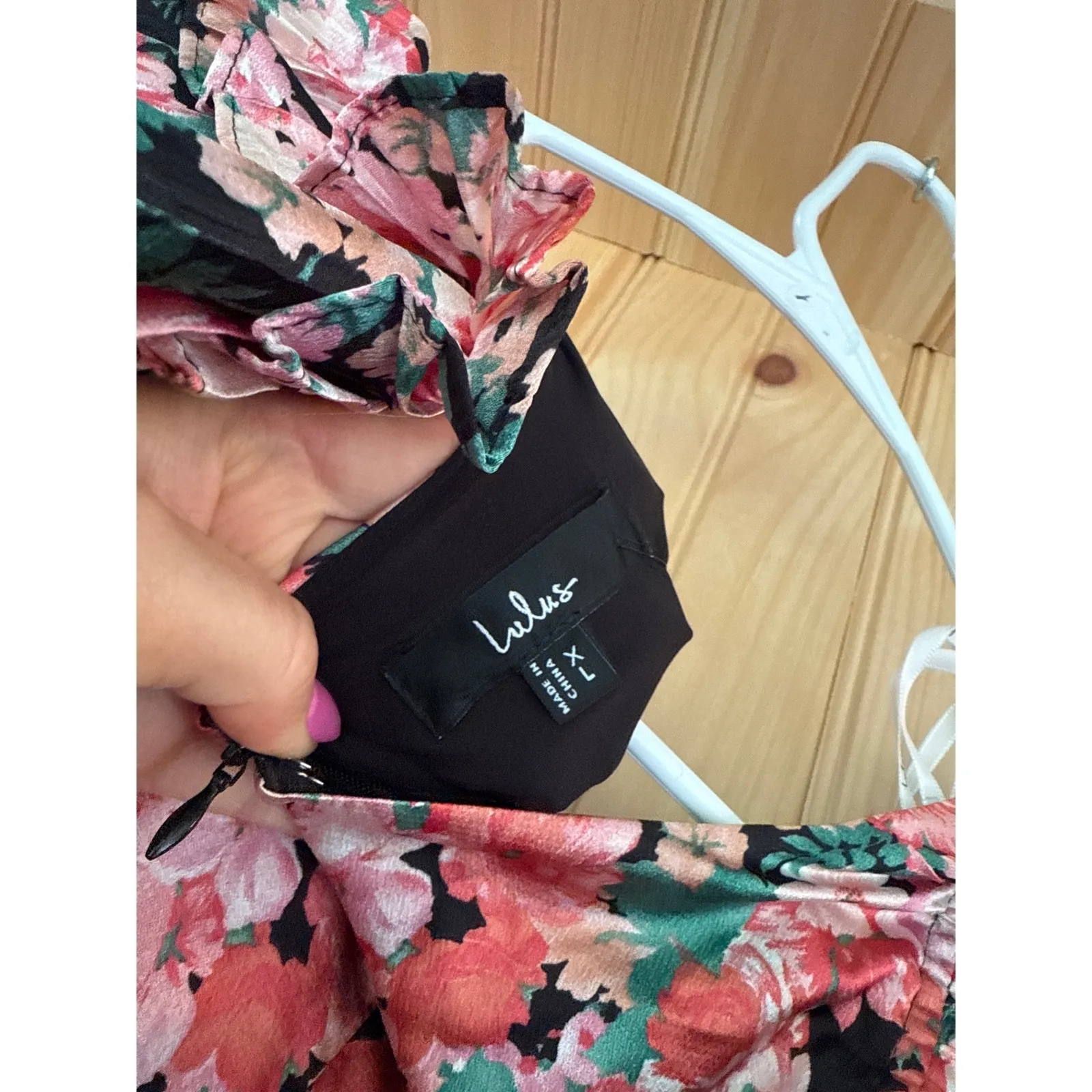 NWT Lulus Stunning Desire Pink Floral Satin Pleated Tiered Midi Dress Size XL - Image 5