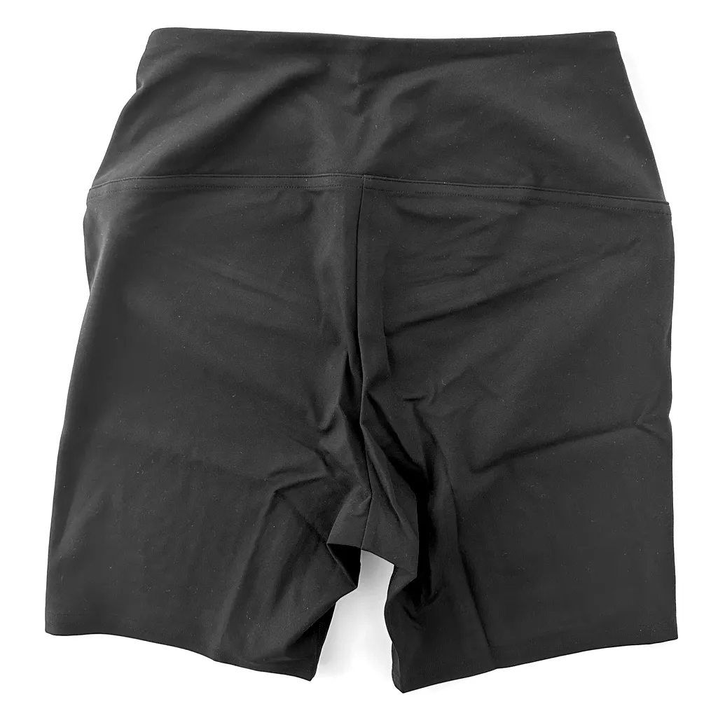 Gymshark  M/S Crossover Shorts & Adapt Ombré Seamless Sports Bra Set - Image 3