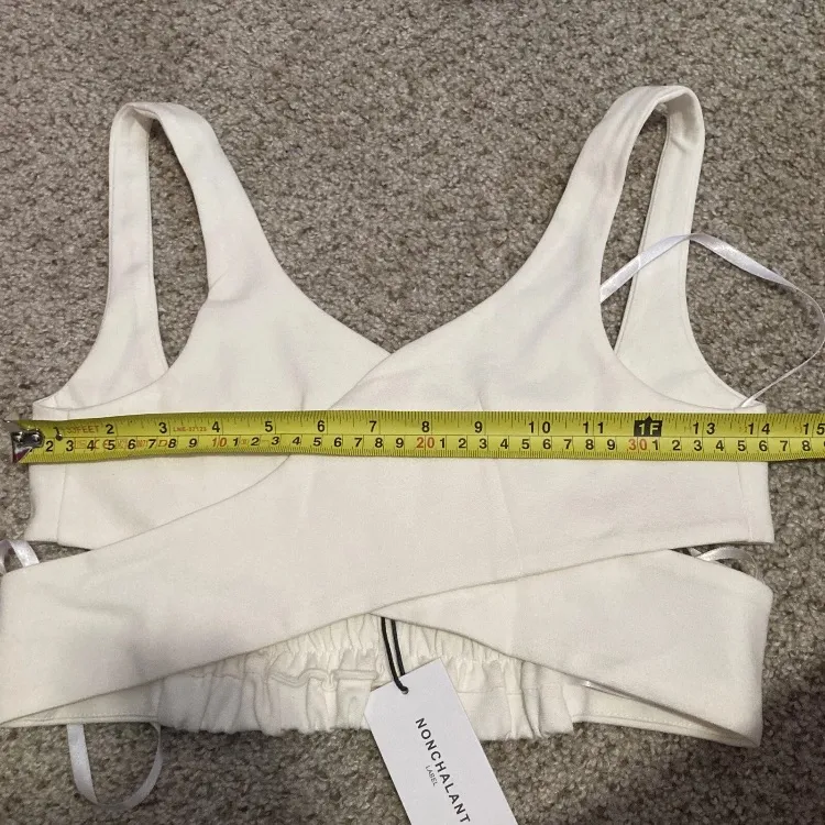 REVOLVE NONCHALANT CHERI CRISSCROSS CROP TOP | xs White - Image 5