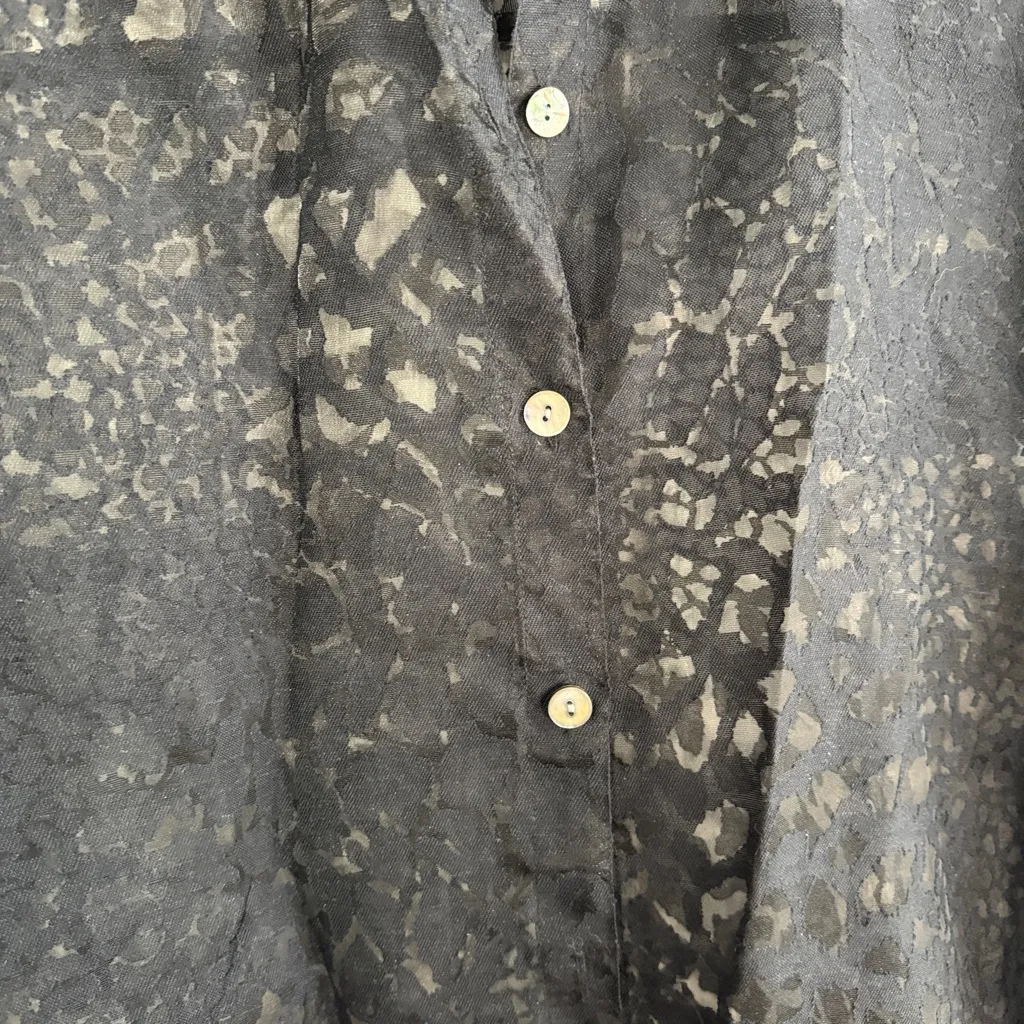 Semi sheer animal print button up lightweight jacket Black Size L - Image 2