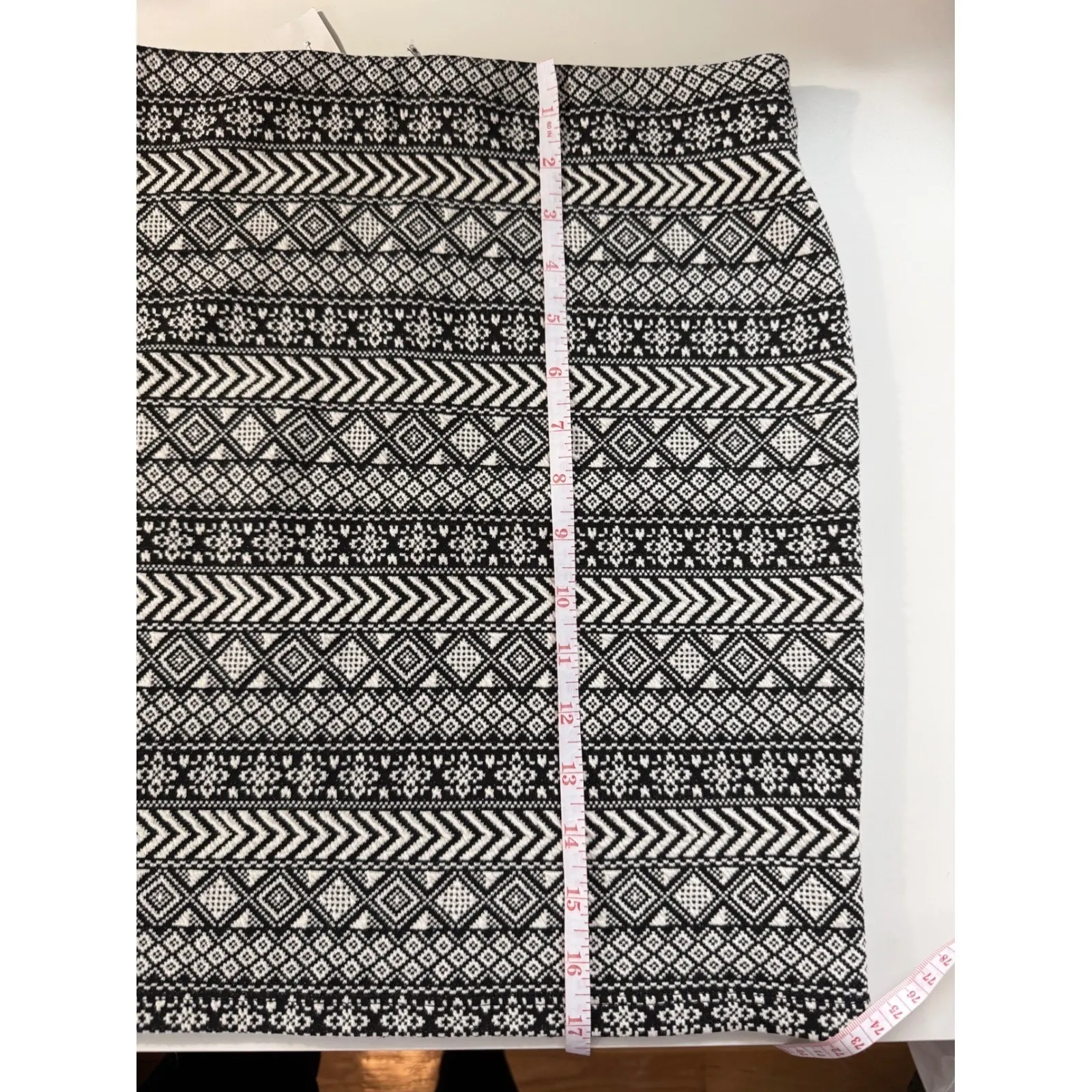 LOFT Black White Geometric Print Mini Skirt Size‎ S | Mod | Academia | Retro - Image 8