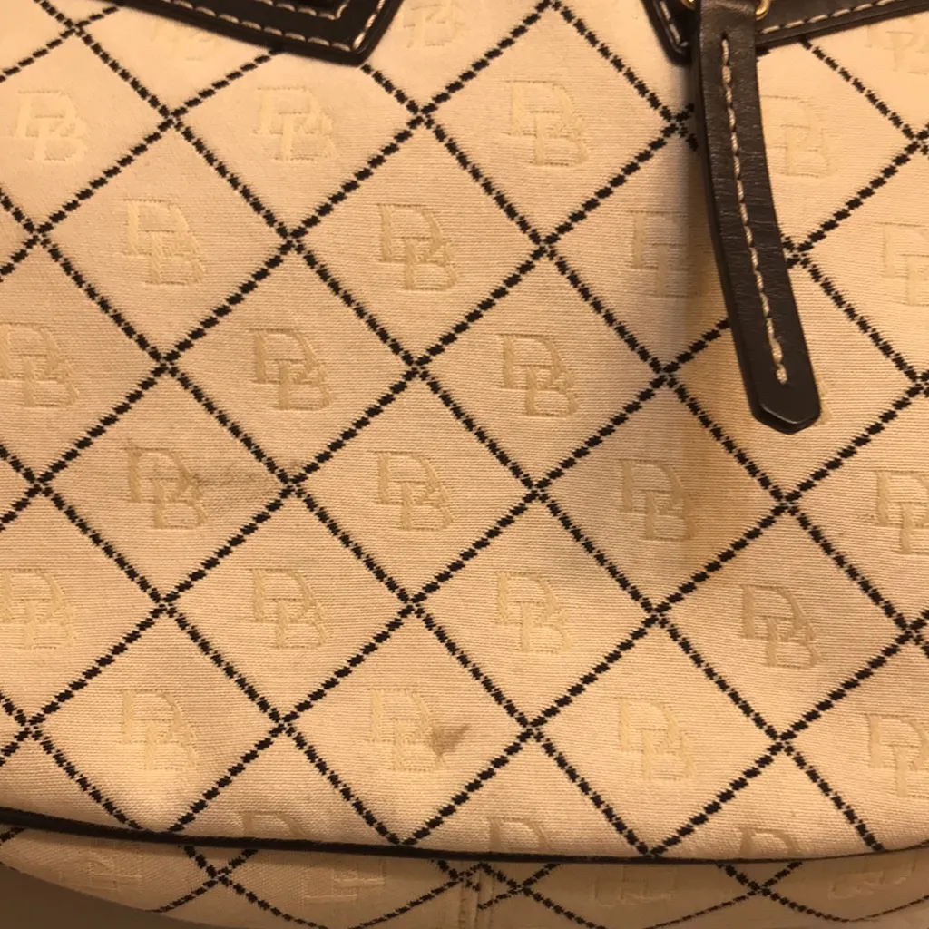 Dooney & Bourke Logo Half moon Minimalist Gorgeous Bag - Image 4