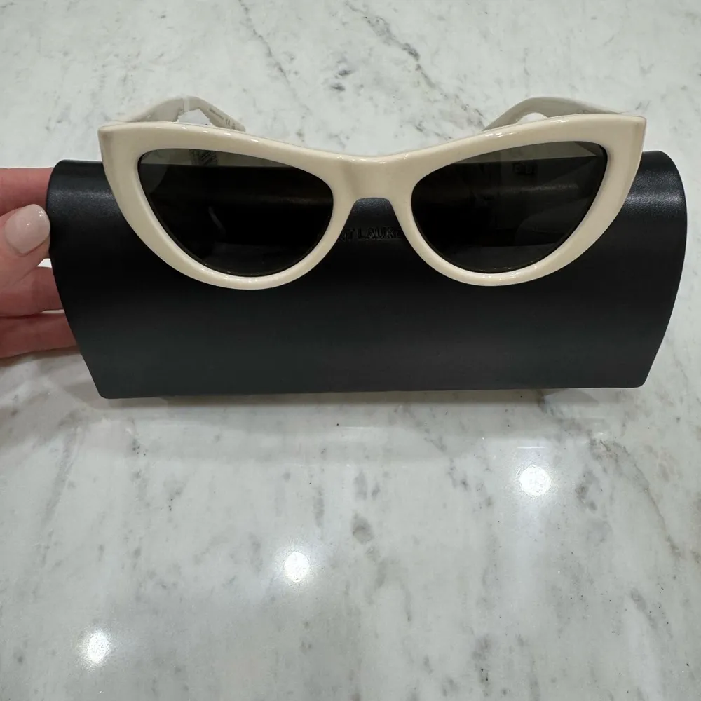 NEW- Saint Laurent 53mm Cat Eye Sunglasses in Ivory - Image 2
