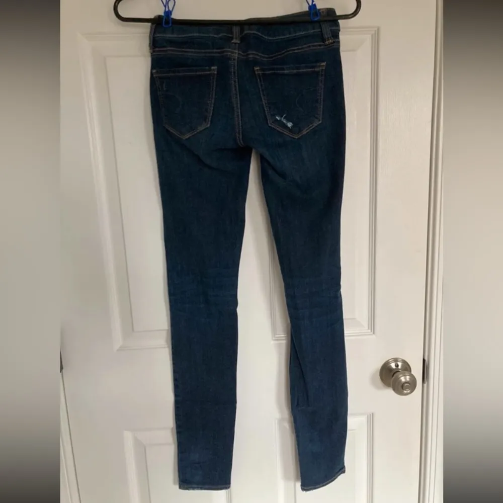 American Eagle distressed jeggings size 0 - Image 2
