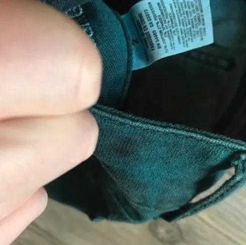 American Eagle Tie Dye Skinny Jeans. Size 2. Pretty Stretchy - Image 4